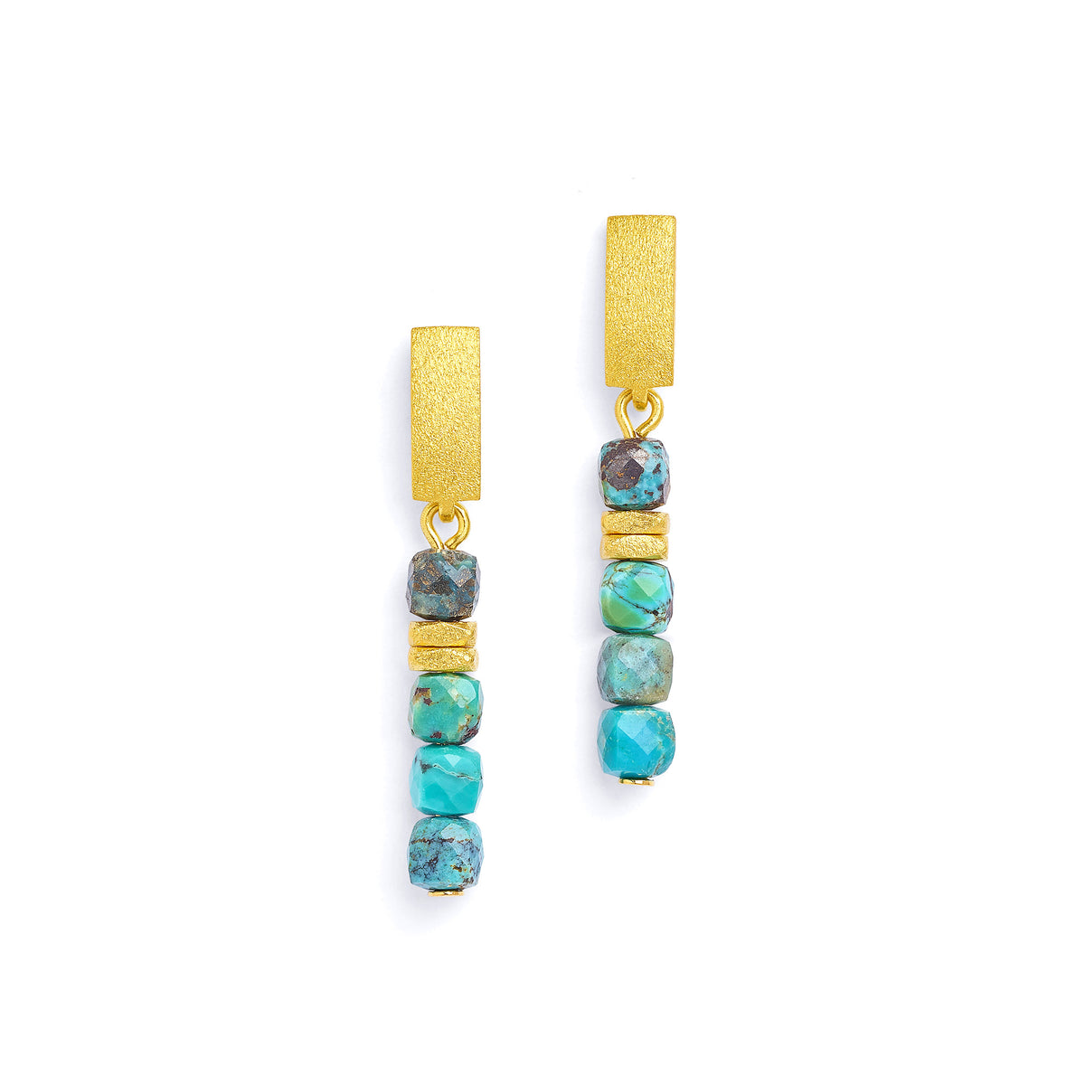 Ohrhänger Fabella von BERND WOLF aus 24-Karat-goldplattiertem Sterlingsilber mit Türkis blau, Designlinie Cubes.