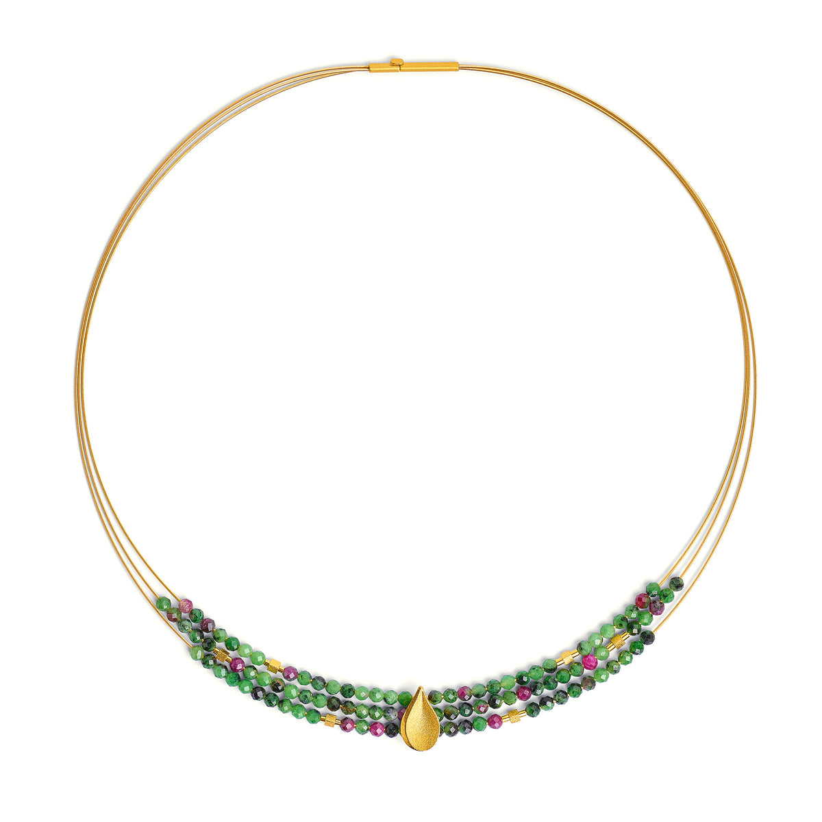 Collier Aquinsa von BERND WOLF aus 24-Karat-goldplattiertem Sterlingsilber mit Rubin-Zoisit, Designlinie Aqua.