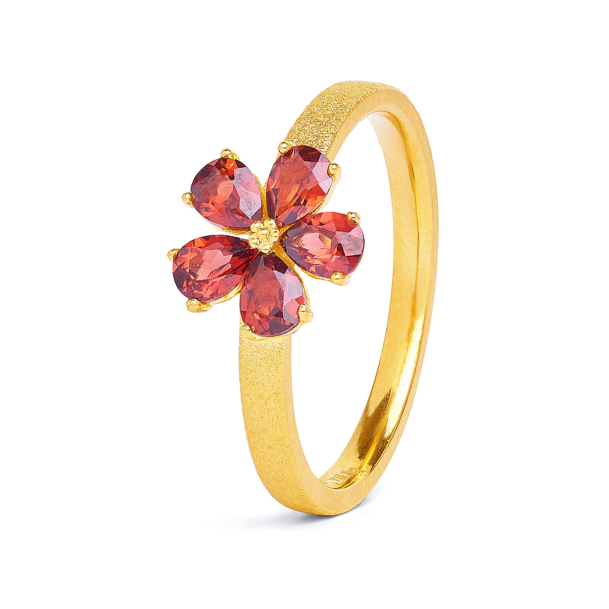 Ring Marga von BERND WOLF aus 24-Karat-goldplattiertem Sterlingsilber mit Granat, Designlinie Flowertimes.