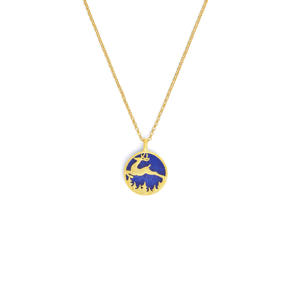 Kette mit Anhänger Hirsch von BERND WOLF aus 24-Karat-goldplattiertem Sterlingsilber mit Lapislazuli, Designlinie Bergwelt.