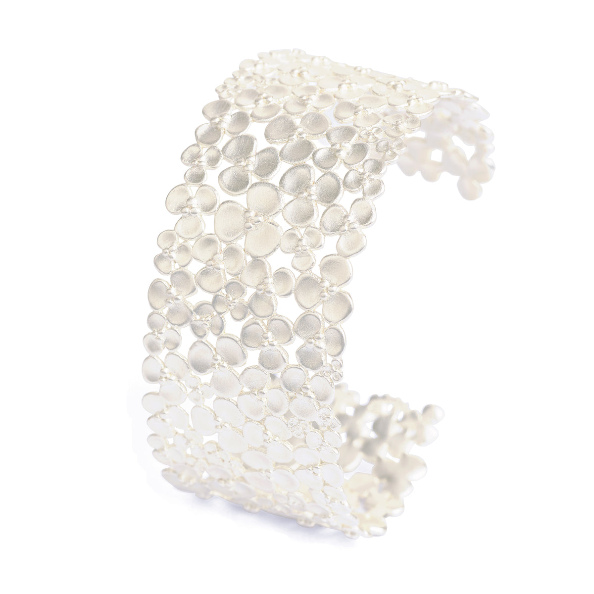 Armreif Leilando von BERND WOLF aus 925er Sterlingsilber, Designlinie Flowertimes.