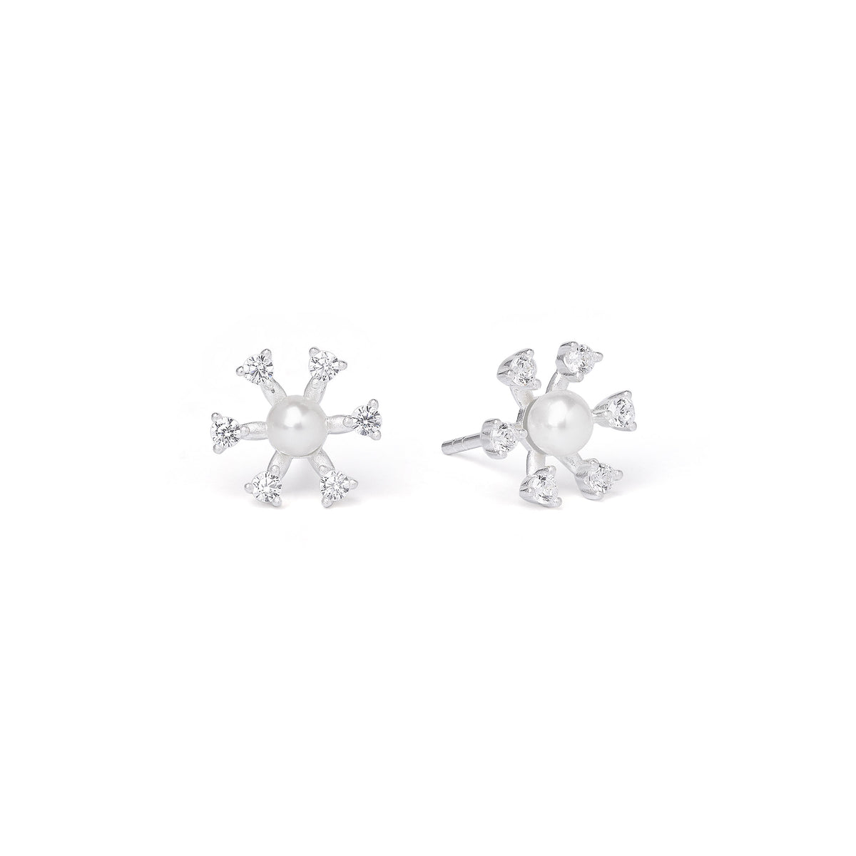 Ohrstecker Crystalli von BERND WOLF aus 925er Sterlingsilber mit Süßwasserperle, Designlinie Brilliana.