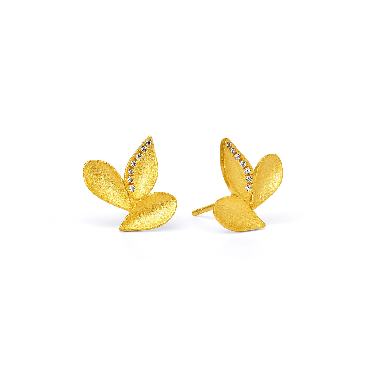 Ohrstecker Fedri von BERND WOLF aus 24-Karat-goldplattiertem Sterlingsilber mit Zirkonia, Designlinie Feather.