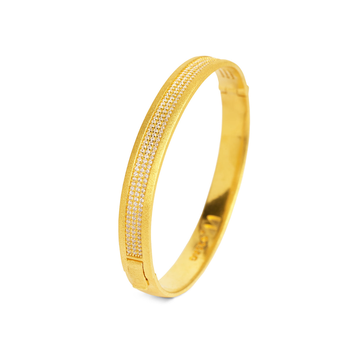 Armreif Pascalo von BERND WOLF aus 24-Karat-goldplattiertem Sterlingsilber mit Zirkonia, Designlinie Pavé Zirkonia.