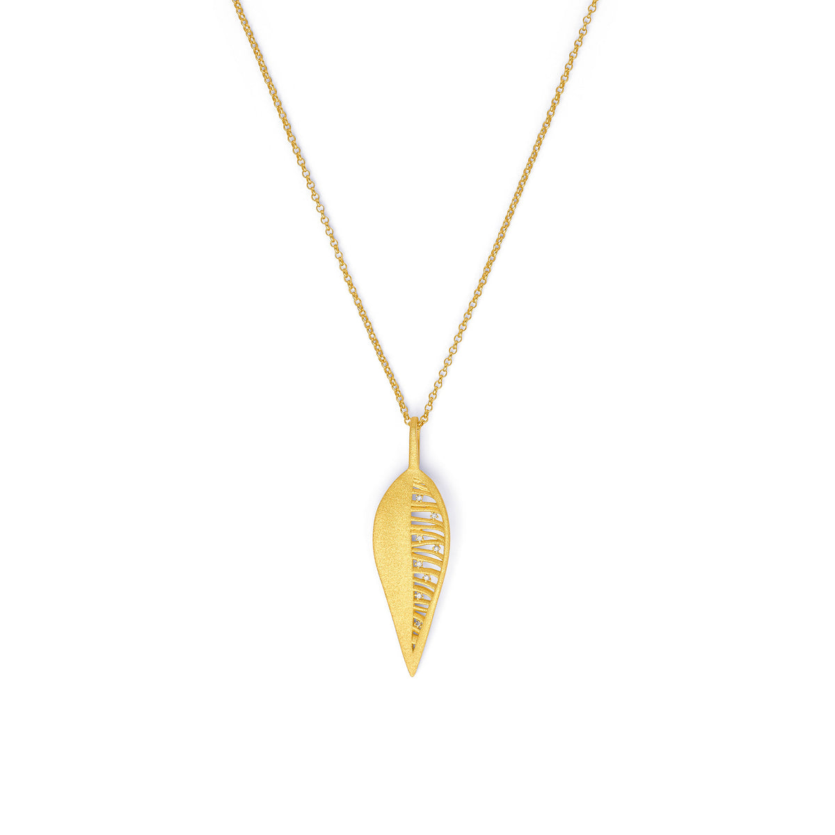 Kette mit Anhänger Feder von BERND WOLF aus 24-Karat-goldplattiertem Sterlingsilber mit Zirkonia, Designlinie Feather.