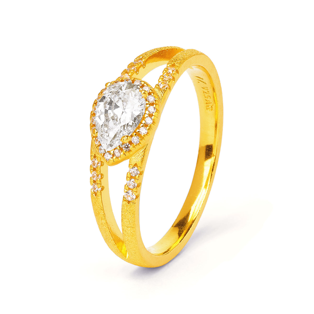 Ring Antoinette von BERND WOLF aus 24-Karat-goldplattiertem Sterlingsilber mit Zirkonia, Designlinie Aqua.