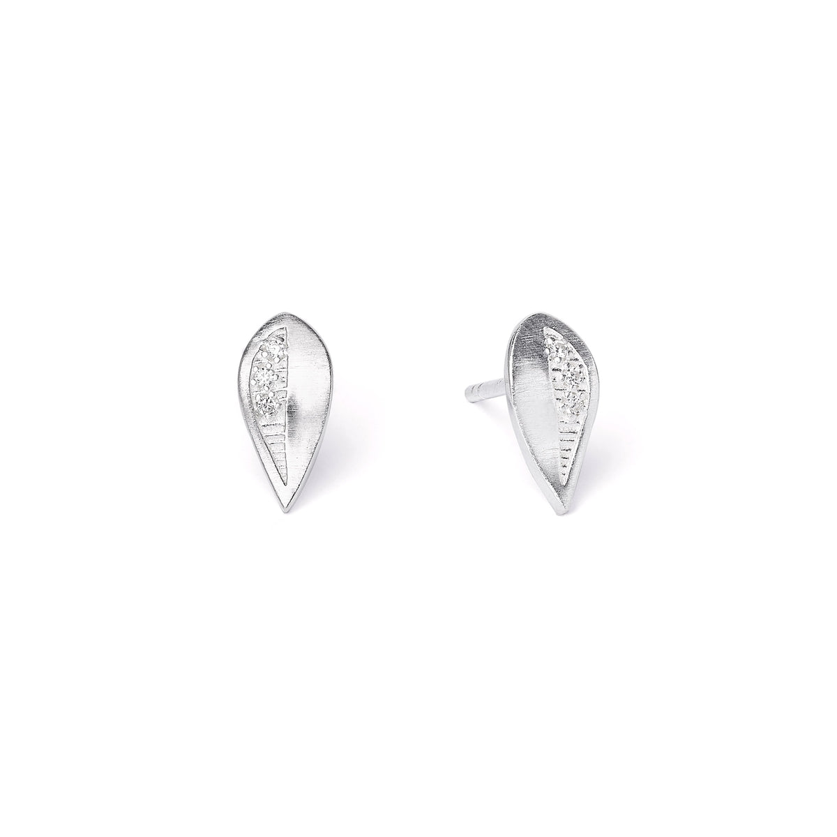 Ohrstecker Libertina von BERND WOLF aus 925er Sterlingsilber mit Zirkonia, Designlinie Feather.