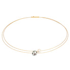 Collier Teamplay von BERND WOLF aus 24-Karat-goldplattiertem Sterlingsilber mit Süßwasserperle, Designlinie Orbit.