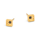 Ohrstecker Cubimos von BERND WOLF aus 24-Karat-goldplattiertem Sterlingsilber mit Hämatin matt, Designlinie Cubes.