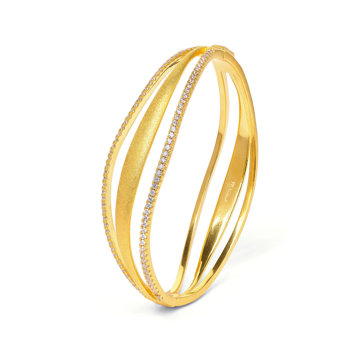 Armreif Sideswing von BERND WOLF aus 24-Karat-goldplattiertem Sterlingsilber mit Zirkonia, Designlinie Swing.