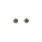 Ohrstecker Arenia von BERND WOLF aus 24-Karat-goldplattiertem Sterlingsilber mit Saphir, Designlinie Pavé Zirkonia.