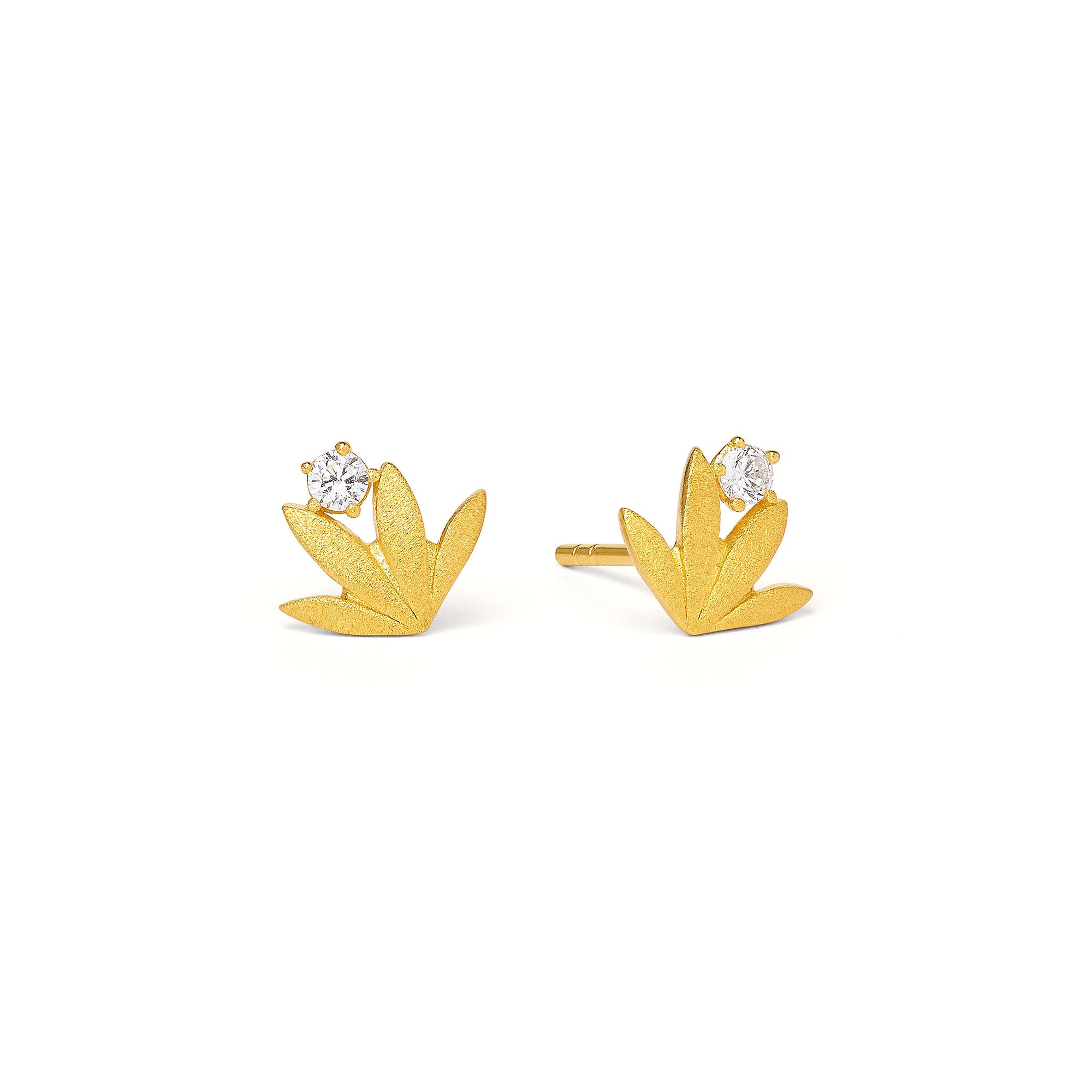 Ohrstecker Strelip von BERND WOLF aus 24-Karat-goldplattiertem Sterlingsilber mit Zirkonia, Designlinie Streliza.