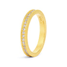 Ring Flomoire von BERND WOLF aus 24-Karat-goldplattiertem Sterlingsilber mit Zirkonia, Designlinie Twisted.