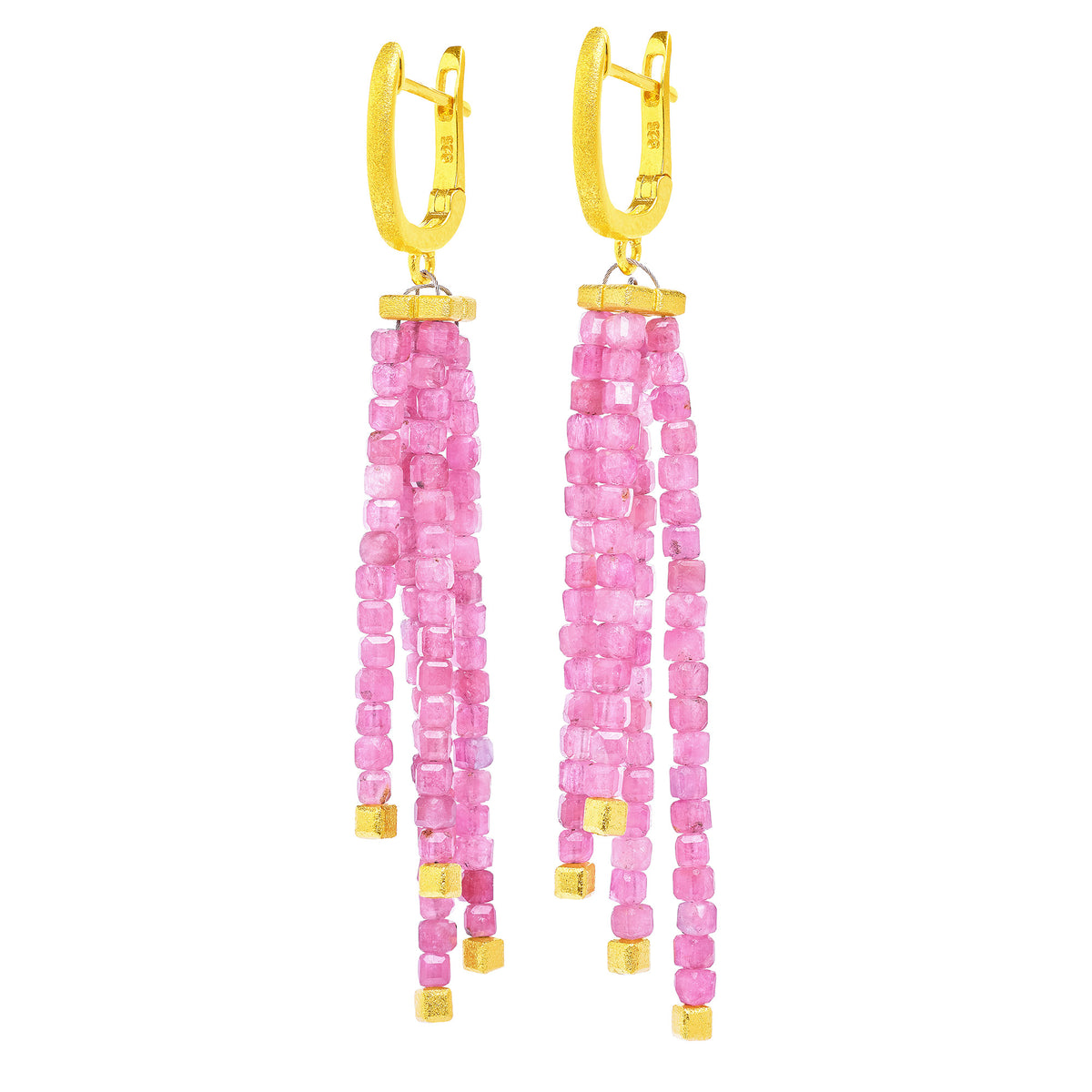 Ohrhänger Culongia von BERND WOLF aus 24-Karat-goldplattiertem Sterlingsilber mit Turmalin pink, Designlinie Cubes.