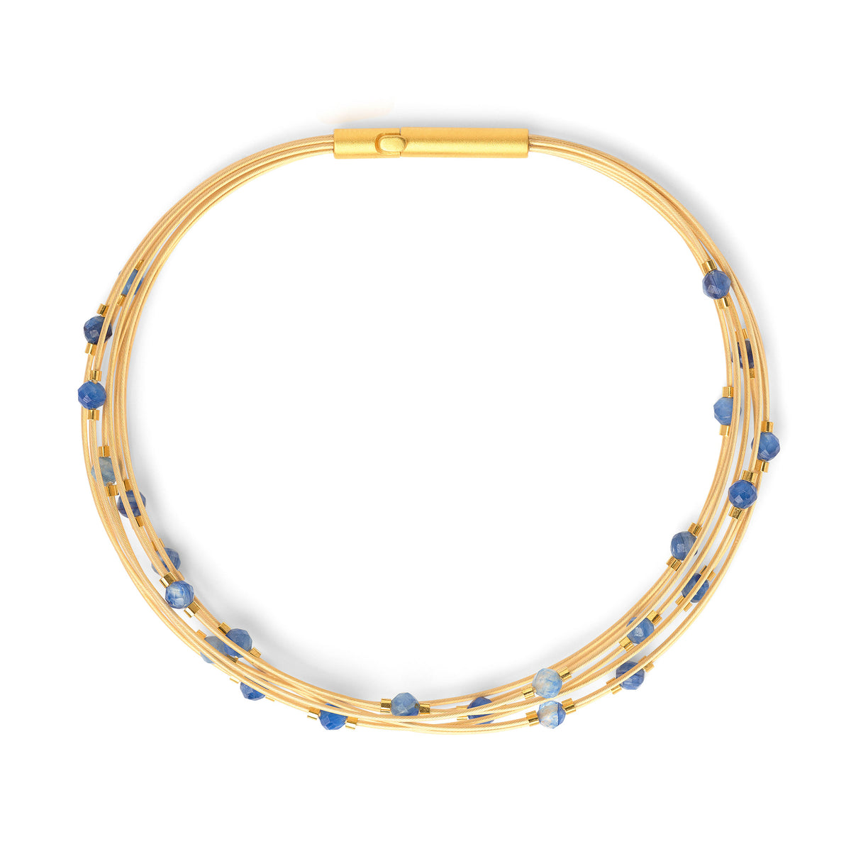 Armreif Planeas von BERND WOLF aus 24-Karat-goldplattiertem Sterlingsilber mit Kyanit, Designlinie Apasiona.